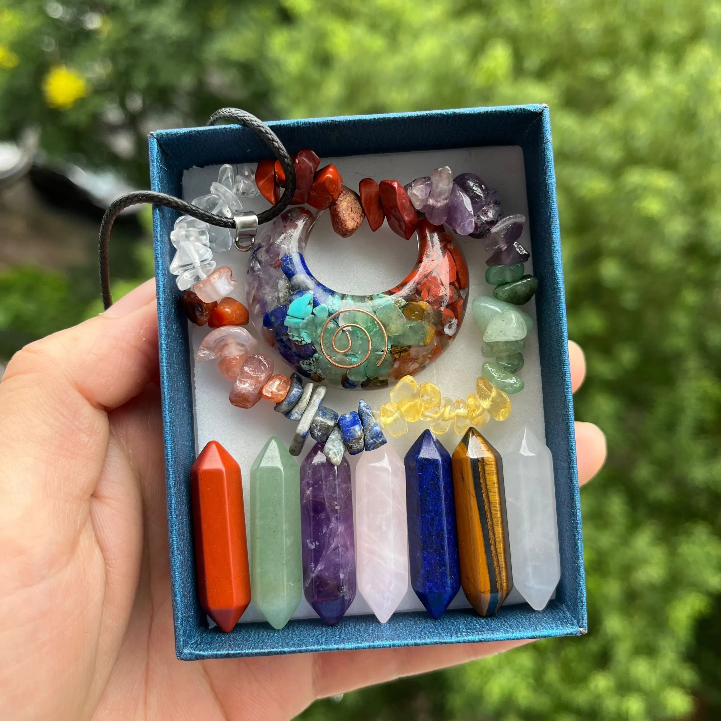 Pointed Quartz Crystal Set